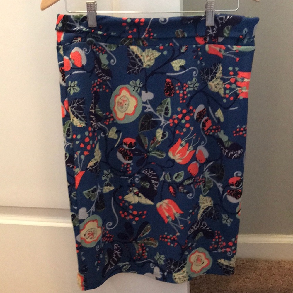 Lularoe Cassie
